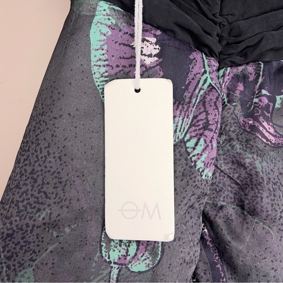 New XS Objects Without Meaning Dress Halter Style  Boho Sleeveless Layered - Picture 3 of 15